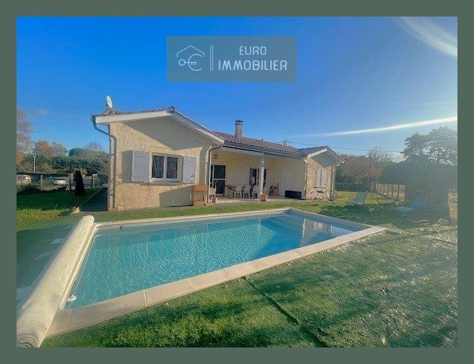 Maison - 102 m² - 5 pièces