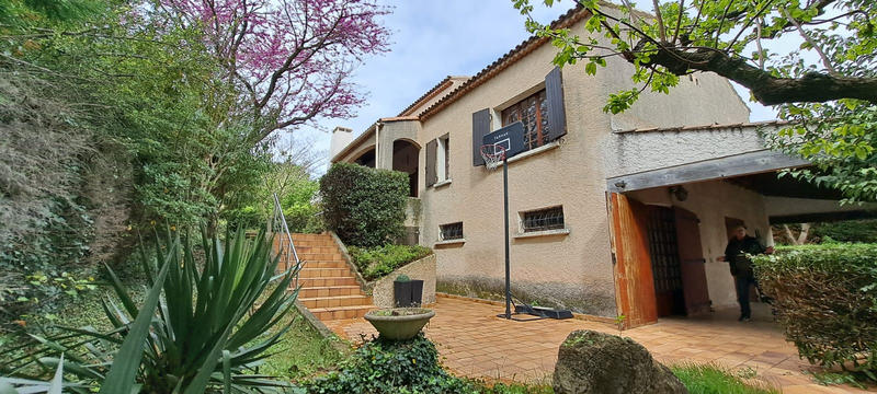 Maison - 145 m² - 5 pièces