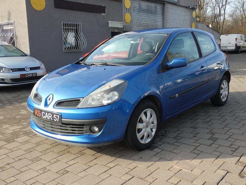 Renault Clio III 1.6 16v 110 Dynamique