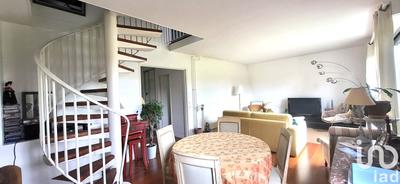 Duplex - 104 m² - 5 pièces