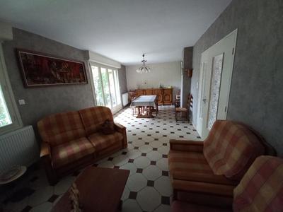 Maison - 87 m² - 4 pièces