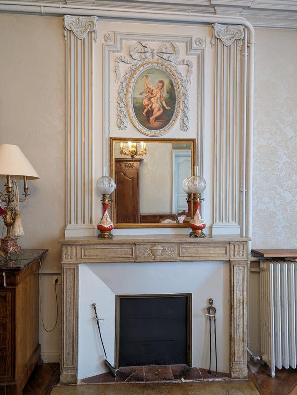 Maison - 280 m² - 9 pièces