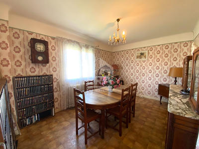 Maison - 99 m² - 5 pièces