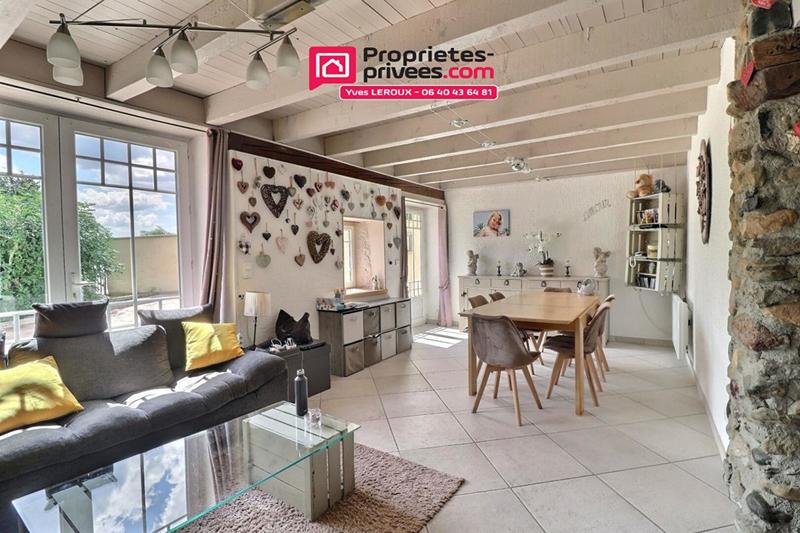Maison - 182 m² - 7 pièces