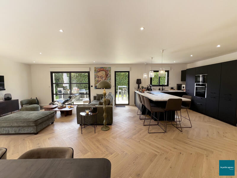 Maison - 110 m² - 3 pièces