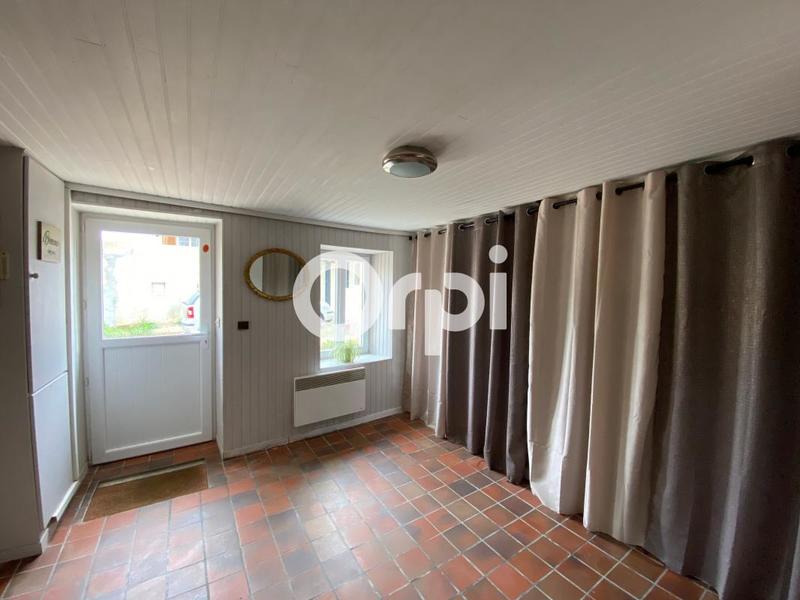 Maison - 202 m² - 8 pièces