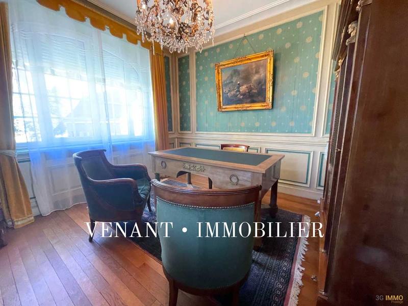 Maison de domaine - 354 m² - 12 pièces