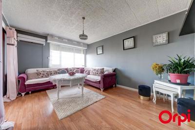 Appartement - 76 m² - 4 pièces