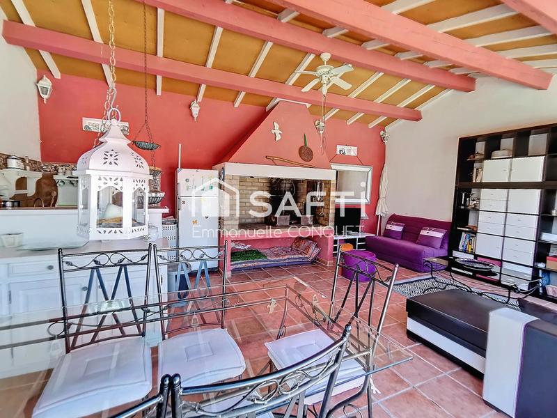 Maison - 178 m² - 8 pièces