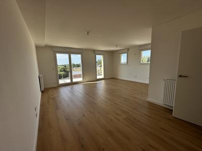 Appartement - 86 m² - 4 pièces