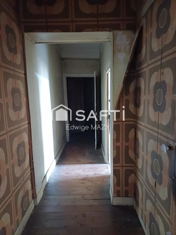 Maison - 266 m² - 8 pièces