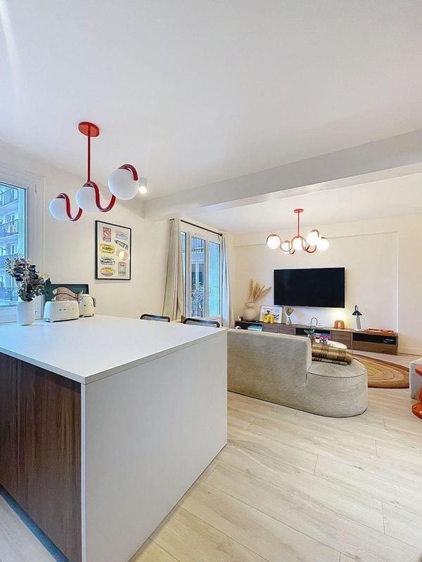 Appartement - 93 m² - 4 pièces