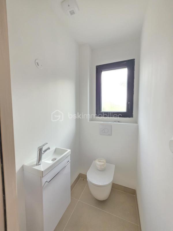 Maison - 97 m² - 4 pièces