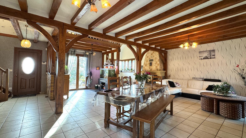 Maison - 158 m² - 6 pièces