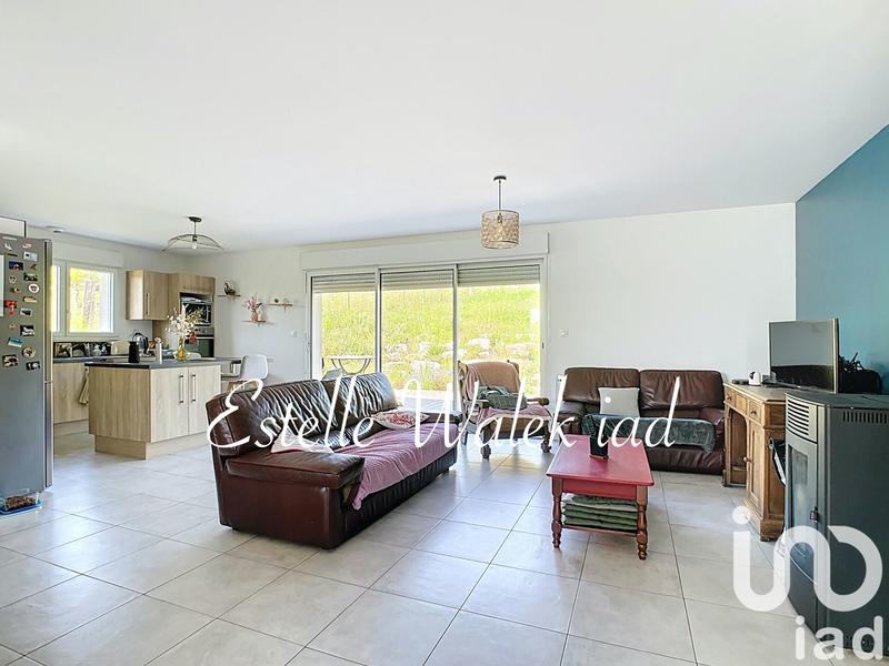 Maison - 98 m² - 5 pièces