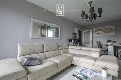 Appartement - 84 m² - 4 pièces