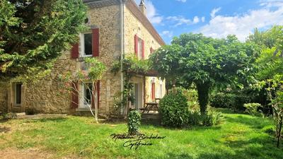 Maison - 179 m² - 6 pièces