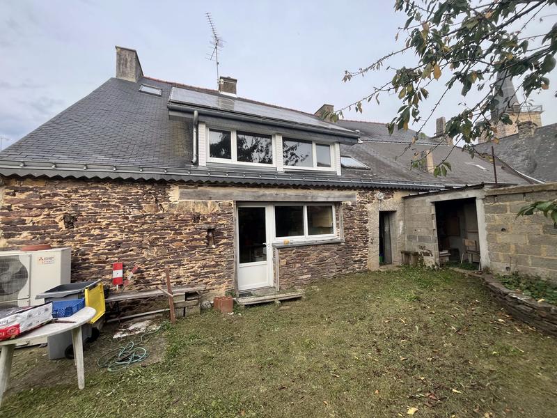 Maison - 150 m² - 9 pièces