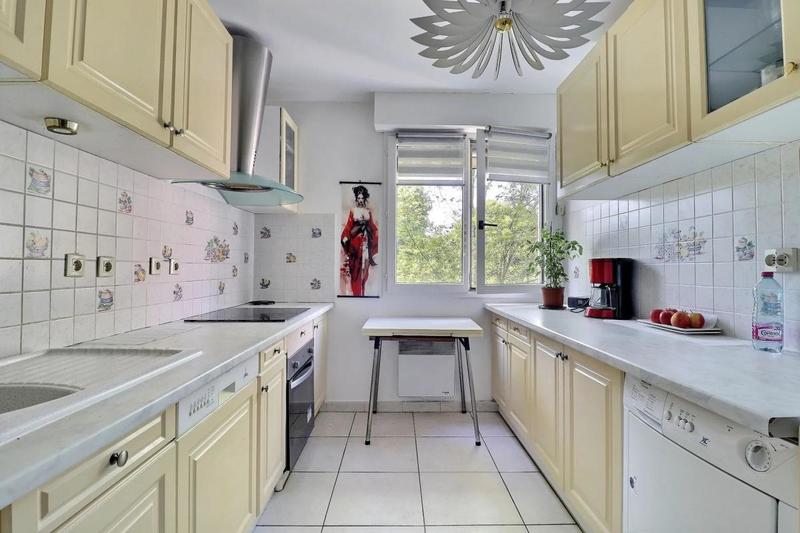 Appartement - 81 m² - 3 pièces