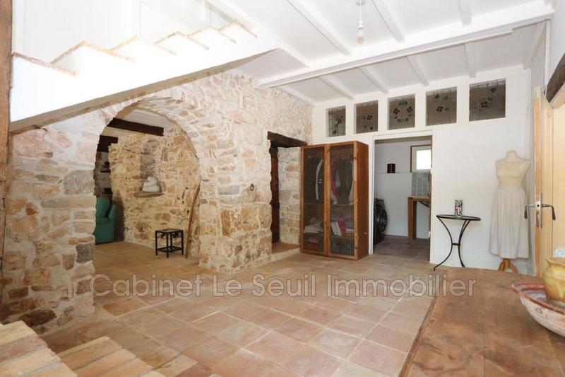 Mas - 400 m² - 7 pièces