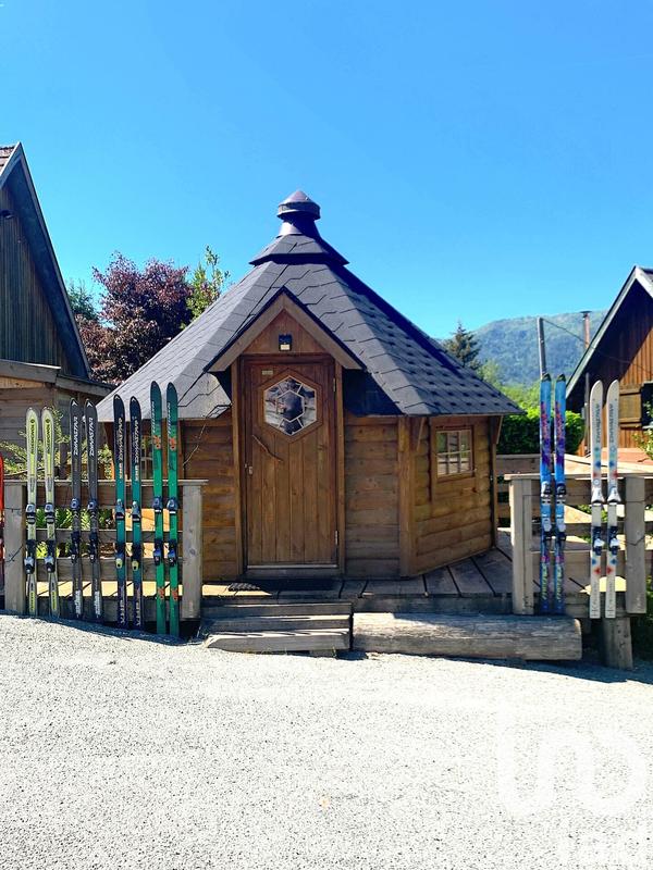 Châlet - 156 m² - 12 pièces