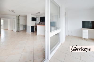 Appartement - 80 m² - 3 pièces