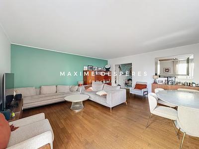 Appartement - 81 m² - 3 pièces