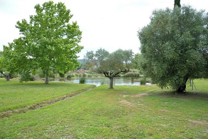 Propriété - 258 m² - 7 pièces