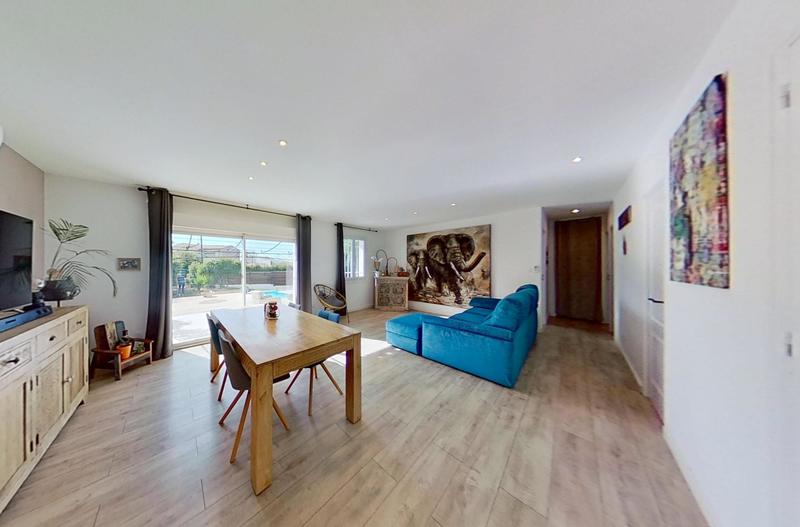 Maison - 158 m² - 6 pièces