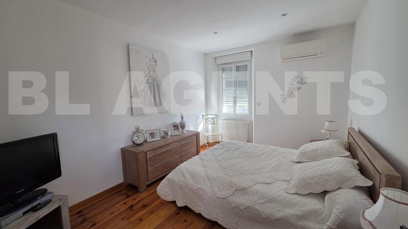 Maison - 634 m² - 21 pièces