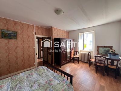 Maison - 157 m² - 7 pièces