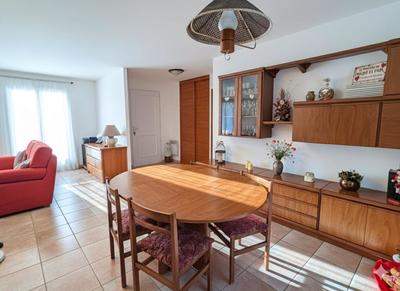 Maison - 92 m² - 4 pièces