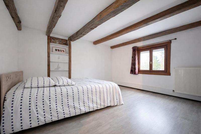 Maison - 255 m² - 9 pièces