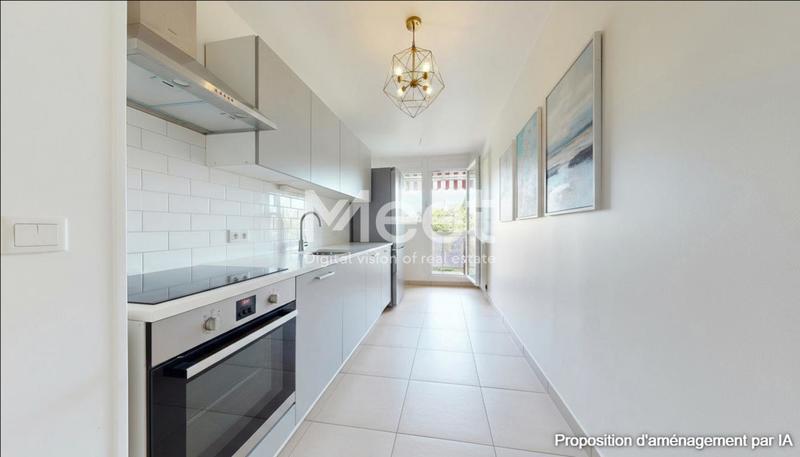 Appartement - 104 m² - 5 pièces