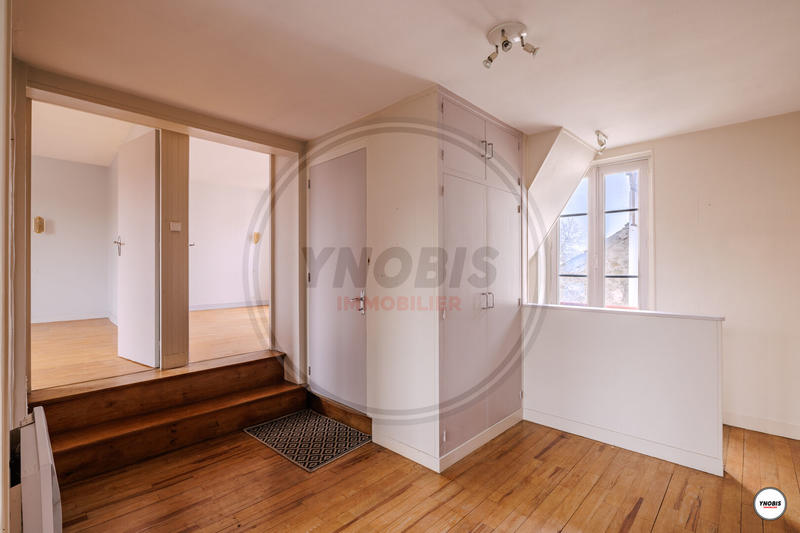 Maison - 180 m² - 6 pièces