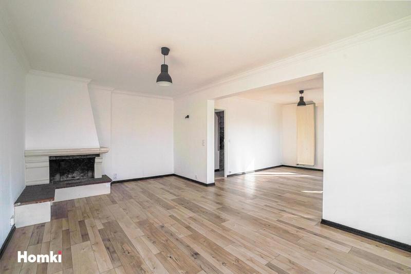 Maison - 181 m² - 7 pièces