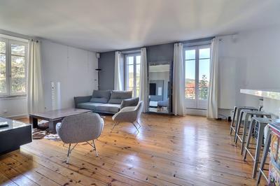 Appartement - 104 m² - 5 pièces