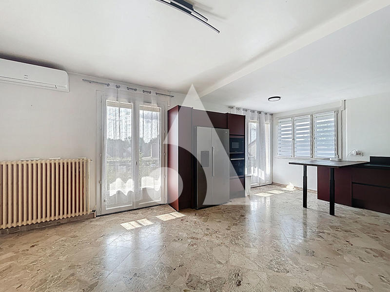 Maison - 150 m² - 7 pièces