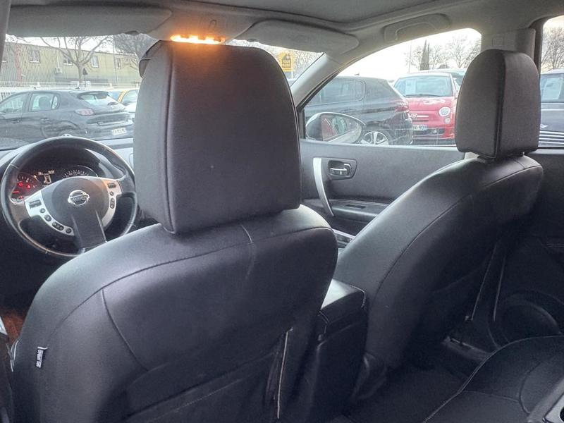 Nissan Qashqai 2.0 Dci Turbo 150cv 4x4 Boite Auto/ Toit Panoramique