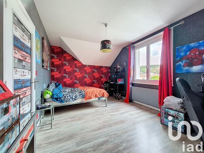 Maison - 240 m² - 10 pièces