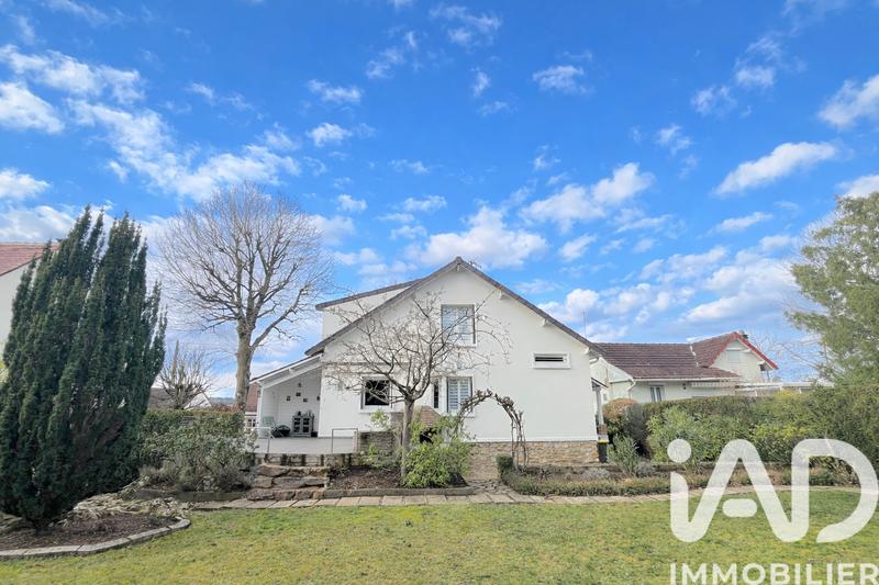 Maison - 149 m² - 6 pièces