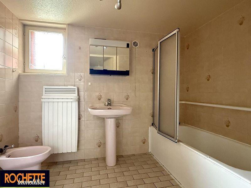 Maison de village - 83 m² - 5 pièces