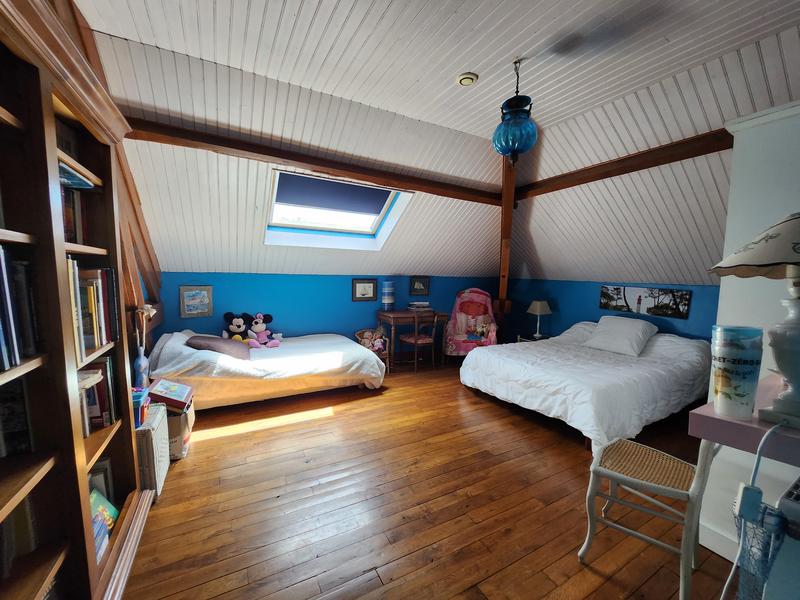 Maison - 150 m² - 8 pièces