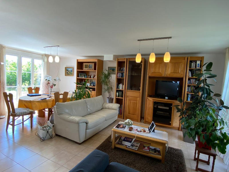 Maison - 92 m² - 6 pièces