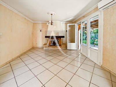 Maison - 83 m² - 5 pièces