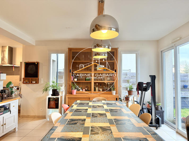 Maison contemporaine - 123 m² - 6 pièces