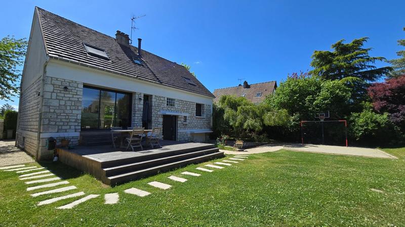 Maison - 155 m² - 6 pièces