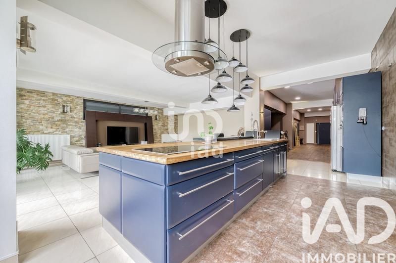 Appartement - 263 m² - 7 pièces