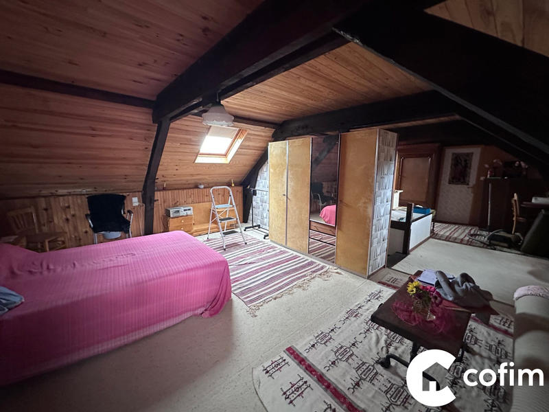 Maison - 185 m² - 7 pièces