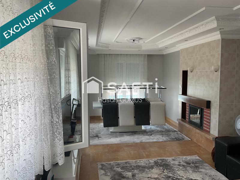 Villa - 177 m² - 8 pièces